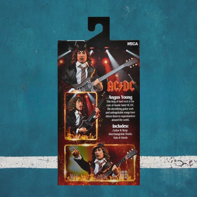 Figurine NECA AC/DC – Angus Young – 18 Cm – Highway To Hell – Rock Star – NEUVE